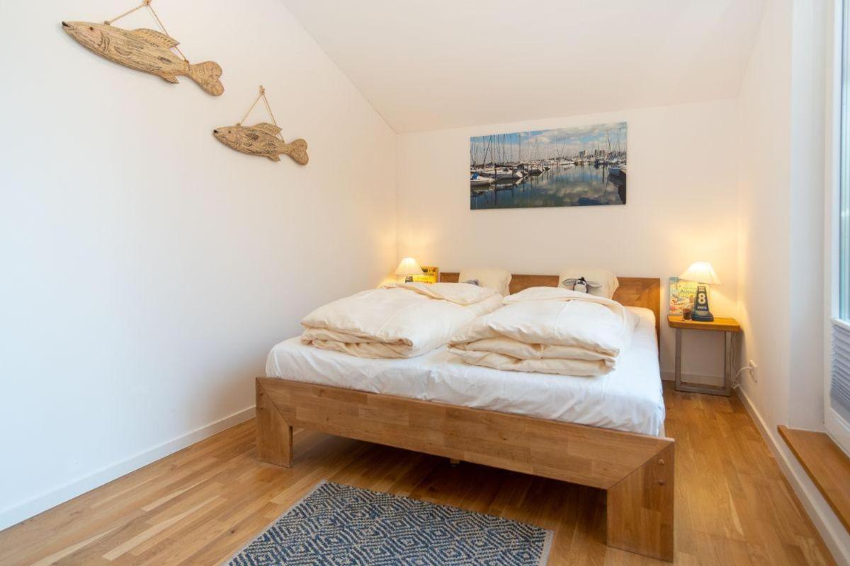 Haus-Wilhelmsplatz-Wohnung-Heimathafen Heiligenhafen Exterior foto
